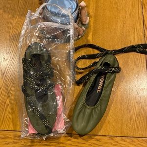 Sorel green leather waterproof ballerina flats lace up never worn